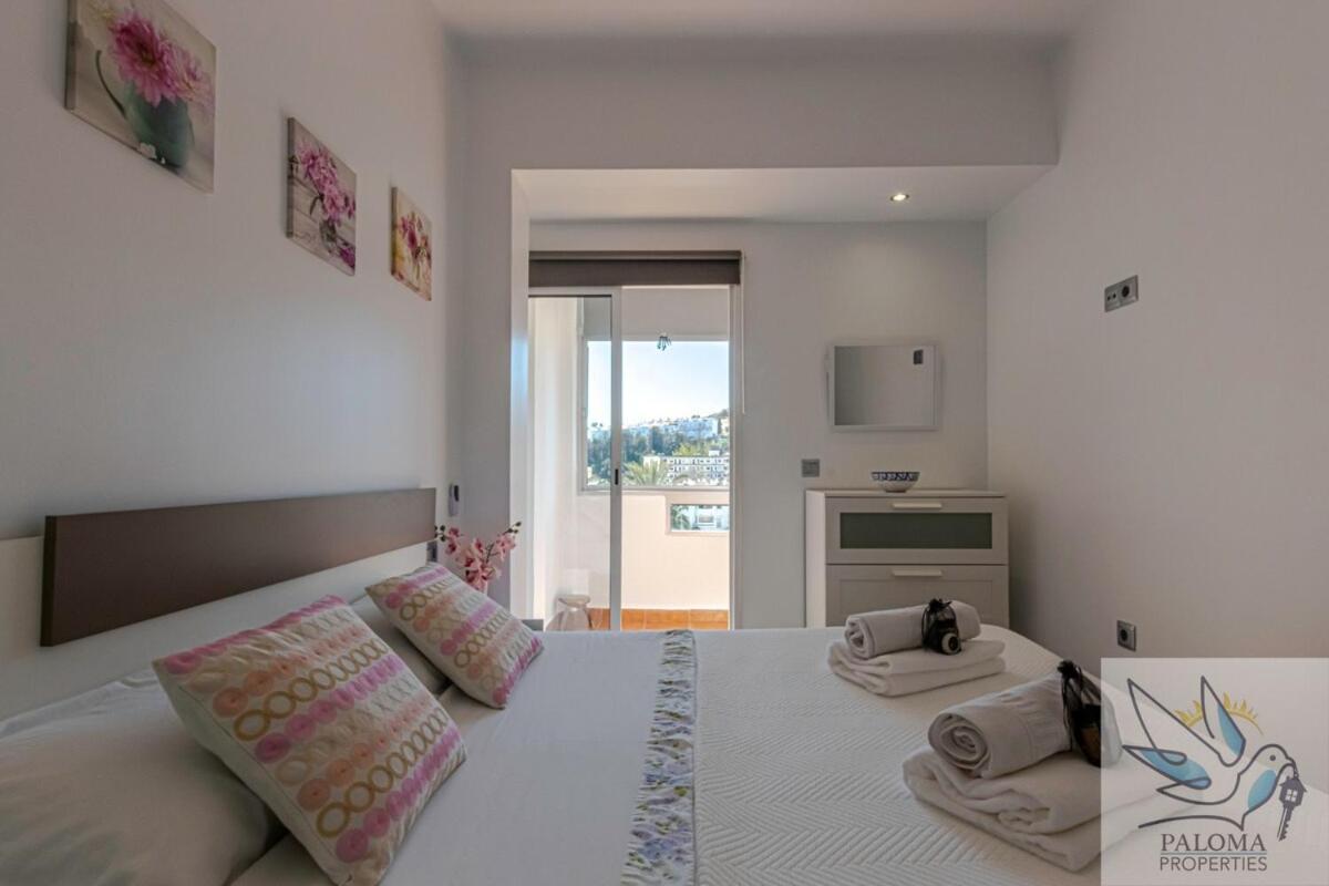 2 Bdr With Excellent Location * Benalmadena