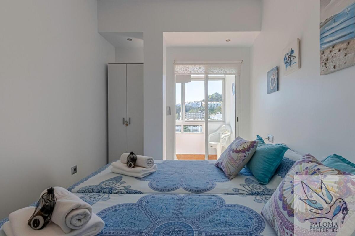 Apartment 2 Bdr With Excellent Location *